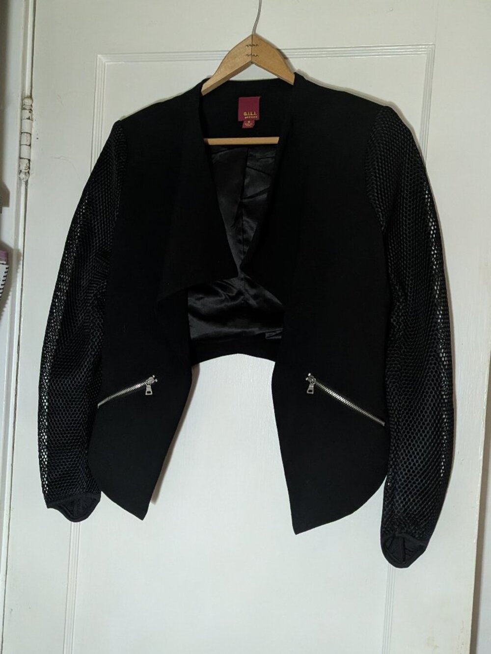 Vintage G.I.L.I Black Mesh Sleeve Cropped Moto Asymmetrical Jacket- Sz 6